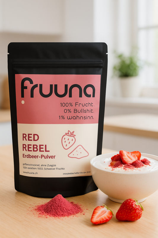 Rote Rebellen: gefriergetrocknete Schweizer Erdbeeren als Pulver, 200g